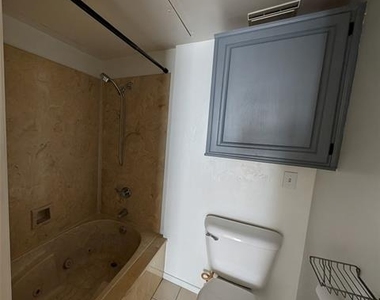2728 Copper Creek Drive - Photo Thumbnail 11