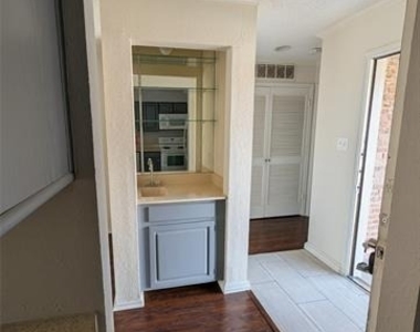 2728 Copper Creek Drive - Photo Thumbnail 2
