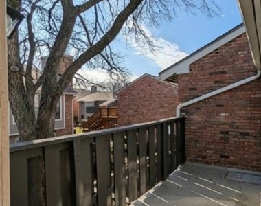 2728 Copper Creek Drive - Photo Thumbnail 8
