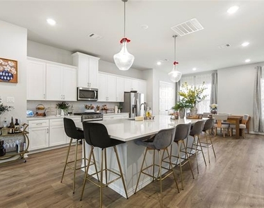 7557 Sheboygan Avenue - Photo Thumbnail 7