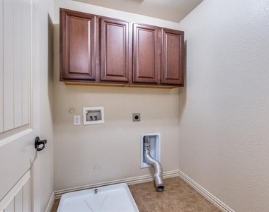 3000 Peyton Brook Drive - Photo Thumbnail 22