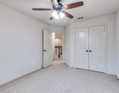 3000 Peyton Brook Drive - Photo Thumbnail 15
