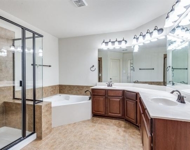 3000 Peyton Brook Drive - Photo Thumbnail 20