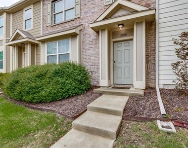 3000 Peyton Brook Drive - Photo Thumbnail 2
