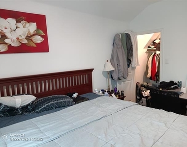 505 Virginia Way - Photo Thumbnail 14