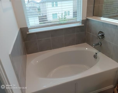 505 Virginia Way - Photo Thumbnail 21