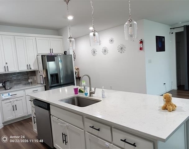 505 Virginia Way - Photo Thumbnail 2
