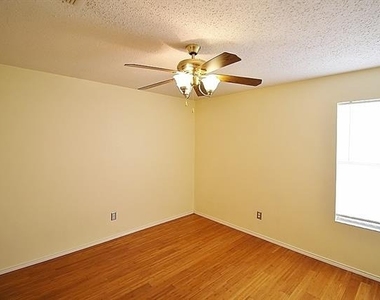 2936 Santa Sabina Drive - Photo Thumbnail 16