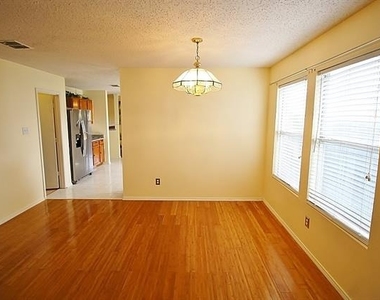 2936 Santa Sabina Drive - Photo Thumbnail 5