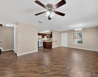 912 N Nursery Road - Photo Thumbnail 5