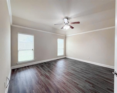126 Wilmington Drive - Photo Thumbnail 14