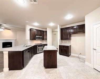 126 Wilmington Drive - Photo Thumbnail 11