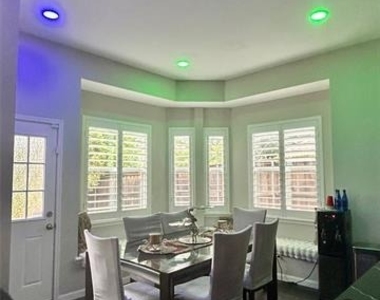 6400 Sidney Lane - Photo Thumbnail 9