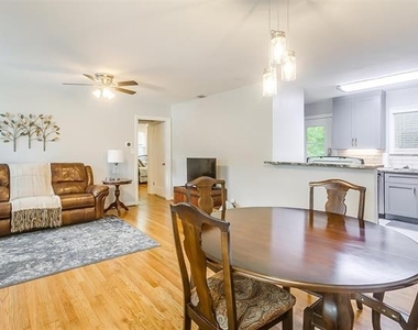 4704 Collinwood Avenue - Photo Thumbnail 8