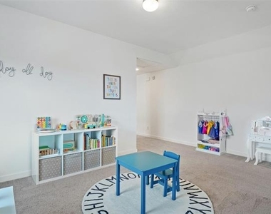 525 Overton Avenue - Photo Thumbnail 23
