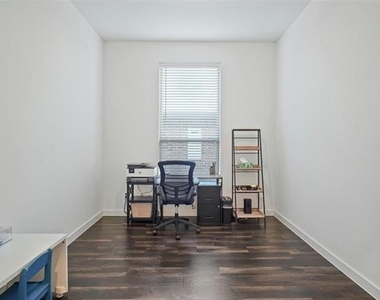 525 Overton Avenue - Photo Thumbnail 15