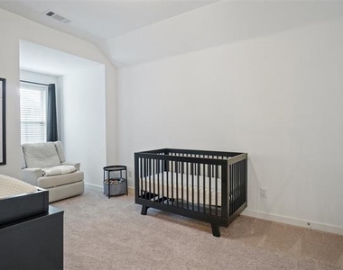 525 Overton Avenue - Photo Thumbnail 19