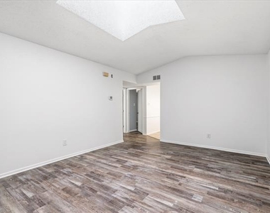 4830 Gatewood Road - Photo Thumbnail 6