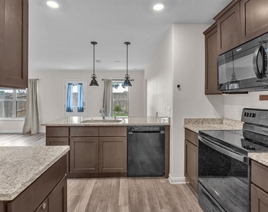4536 Skipador Drive - Photo Thumbnail 3