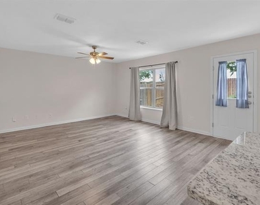 4536 Skipador Drive - Photo Thumbnail 2