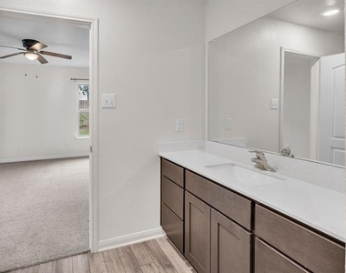 4536 Skipador Drive - Photo Thumbnail 12