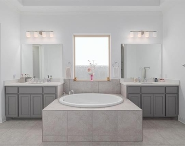 701 Star Meadow Drive - Photo Thumbnail 11