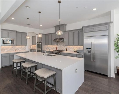 701 Star Meadow Drive - Photo Thumbnail 6