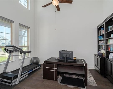 701 Star Meadow Drive - Photo Thumbnail 4