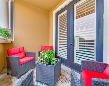 8616 Turtle Creek Boulevard - Photo Thumbnail 11