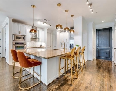 8616 Turtle Creek Boulevard - Photo Thumbnail 4