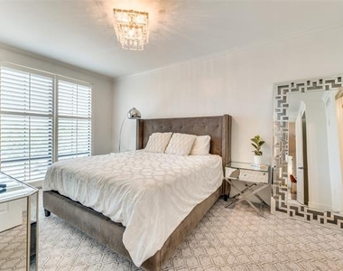 8616 Turtle Creek Boulevard - Photo Thumbnail 6