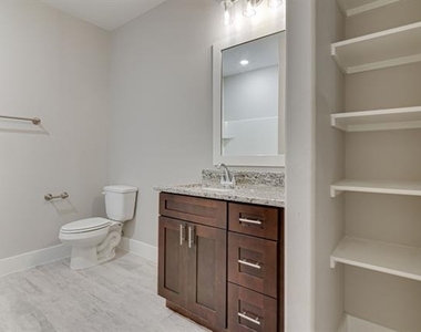 115 W Jones - Photo Thumbnail 9