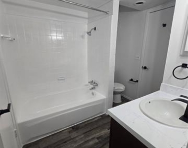 3954 Altoona Drive - Photo Thumbnail 8