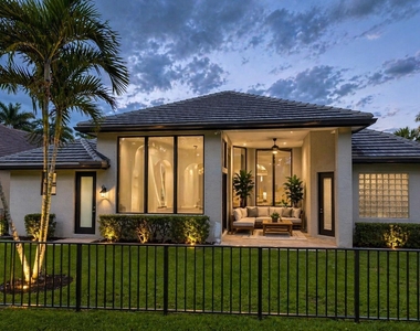 10295 Trianon Place - Photo Thumbnail 12