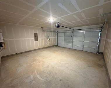 1633 Limpkin Drive - Photo Thumbnail 22