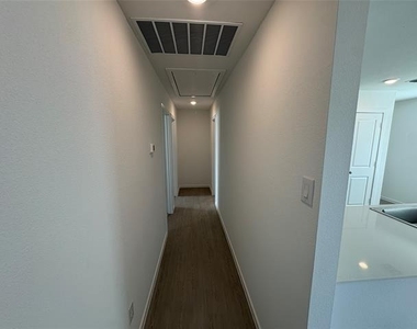 1633 Limpkin Drive - Photo Thumbnail 13