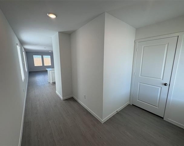 1633 Limpkin Drive - Photo Thumbnail 1