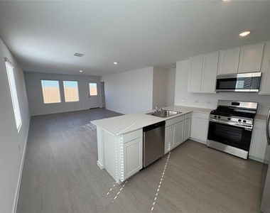 1633 Limpkin Drive - Photo Thumbnail 2