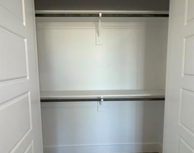5632 Mesa Circle - Photo Thumbnail 14