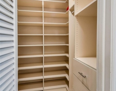 2750 Se 4th Street - Photo Thumbnail 35