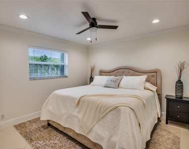 2750 Se 4th Street - Photo Thumbnail 36