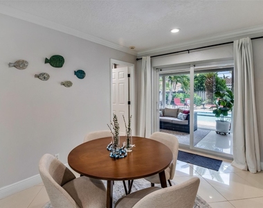 2750 Se 4th Street - Photo Thumbnail 13