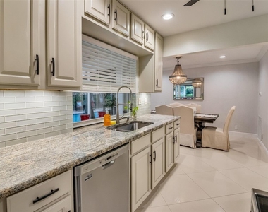 2750 Se 4th Street - Photo Thumbnail 19