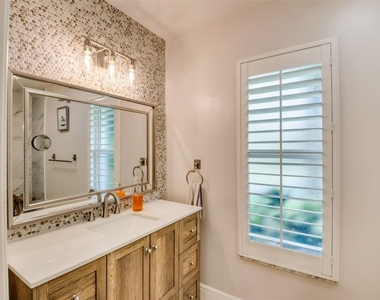 2750 Se 4th Street - Photo Thumbnail 31
