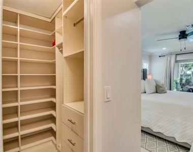 2750 Se 4th Street - Photo Thumbnail 33