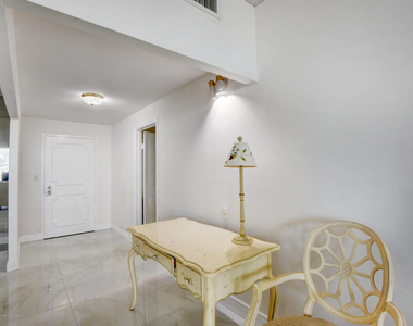 100 Worth Avenue - Photo Thumbnail 8