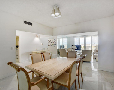 100 Worth Avenue - Photo Thumbnail 7