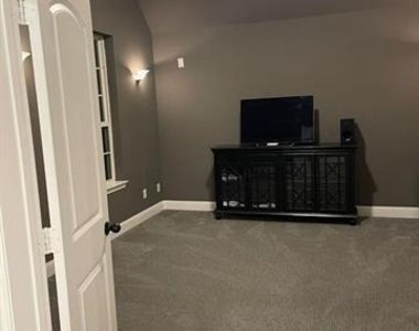 3016 High Landing Drive - Photo Thumbnail 9