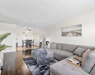 125 Shore Court - Photo Thumbnail 7