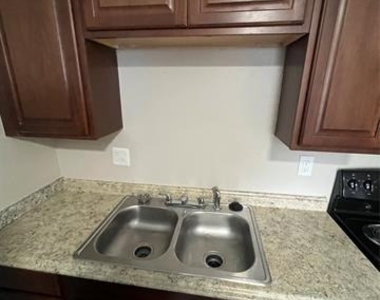 6415 Godfrey Avenue - Photo Thumbnail 6